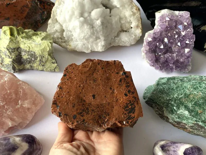 Obsidián moka - neopracovaný minerál č.4 910g