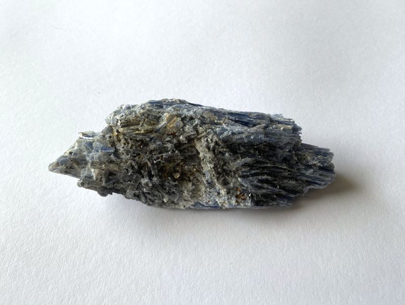 Minerál - kyanit č.25 350g
