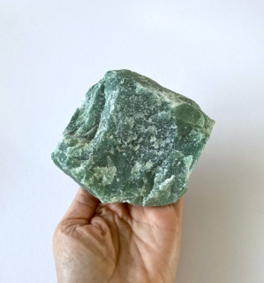 Avanturín neopracovaný minerál č.9 650g